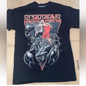 Scorpions rock you like a hurricane T-Shirt small